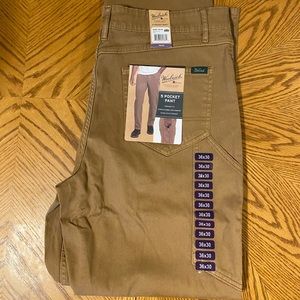 Mens 36x30 Woolrich 5 pocket pant straight fit, new with tags